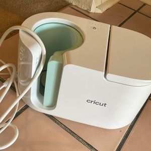 Cricut mug press